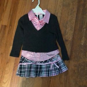 Girls skirt and shirt